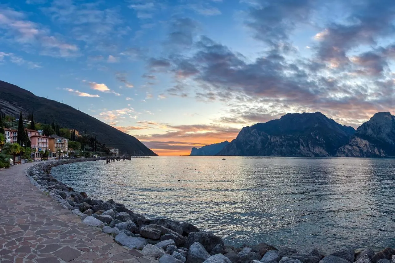 Apartment Villa Carera Malcesine Italy
